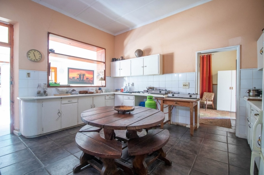8 Bedroom Property for Sale in Moorreesburg Western Cape